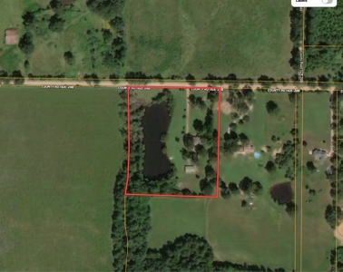 Country Home on 5+/- Acres in Ripley County, Missouri - image 1
