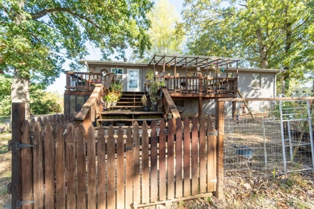 Country Home on 5+/- Acres in Ripley County, Missouri - image 5