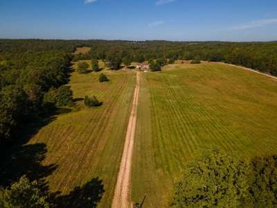 Country Home and 17.5 Acres in Salem, Arkansas - image 34