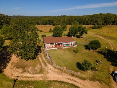 Country Home and 17.5 Acres in Salem, Arkansas - image 33