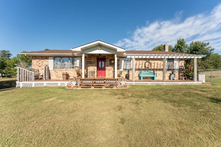 Country Home and 17.5 Acres in Salem, Arkansas - image 3