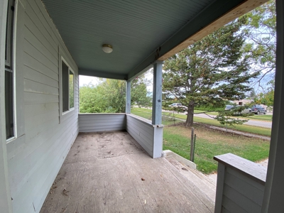 Craftsman with character in a beautiful small quiet MT town! - image 24