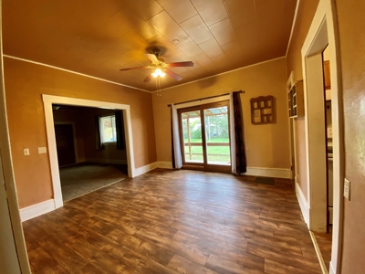 Craftsman with character in a beautiful small quiet MT town! - image 13