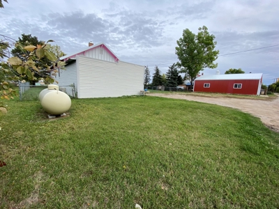 Craftsman with character in a beautiful small quiet MT town! - image 6