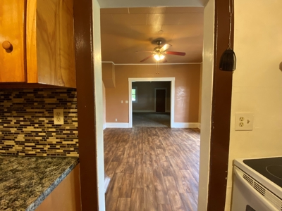 Craftsman with character in a beautiful small quiet MT town! - image 9