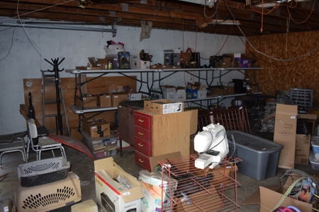 2 Bed, 1 Bath Country Home - image 21