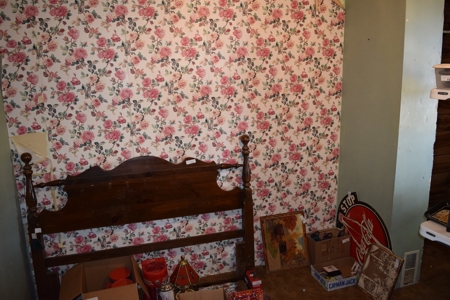 2 Bed, 1 Bath Country Home - image 18