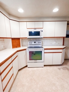 Great family home close to schools and parks - image 6