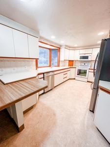 Great family home close to schools and parks - image 4