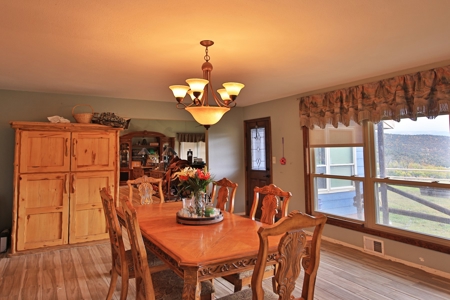 Home, Acreage, Irrigation, Workshop, Arena, Borders BLM - image 9