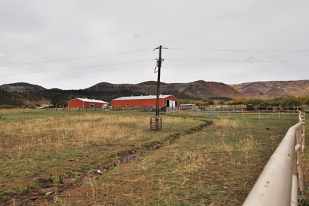 Home, Acreage, Irrigation, Workshop, Arena, Borders BLM - image 25