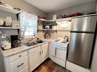 El Dorado Springs Missouri Country Home & 20 Acres For Sale - image 32