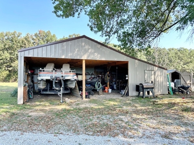 El Dorado Springs Missouri Country Home & 20 Acres For Sale - image 41