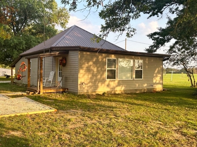 El Dorado Springs Missouri Country Home & 20 Acres For Sale - image 6