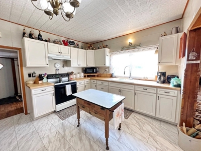 El Dorado Springs Missouri Country Home & 20 Acres For Sale - image 10