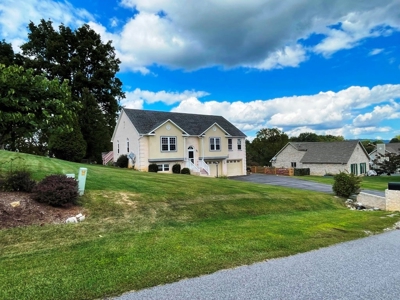 In-Town Home For Sale In Wytheville VA - image 41