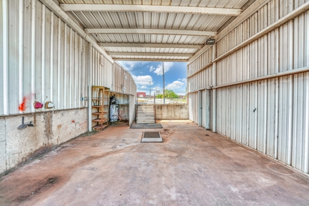 Washita County OK Commercial Property for Sale - image 24