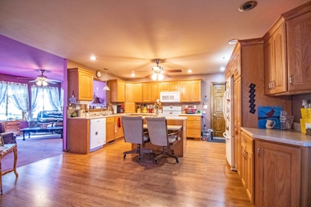Anamosa Home For Sale - image 10
