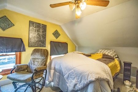 Anamosa Home For Sale - image 20