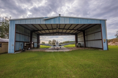 Aviation Home & 2 Hangars For Sale in Jasper, FL - image 8