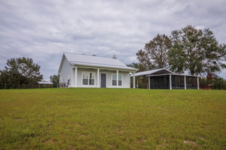 Aviation Home & 2 Hangars For Sale in Jasper, FL - image 41