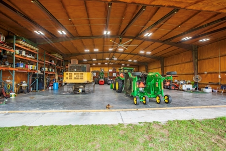 Aviation Home & 2 Hangars For Sale in Jasper, FL - image 19