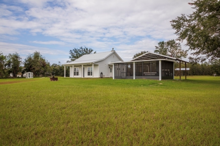 Aviation Home & 2 Hangars For Sale in Jasper, FL - image 44