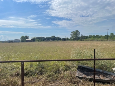 Land For Sale In Vermilion Parish -  12 Acres With   2 Camps - image 27
