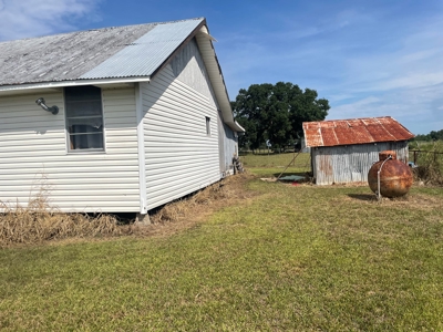Land For Sale In Vermilion Parish -  12 Acres With   2 Camps - image 30