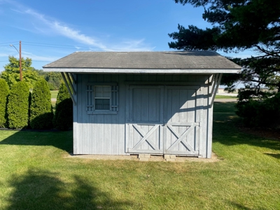 In Town Ranch Home Auction - Nov. 6th @ 6PM - image 6