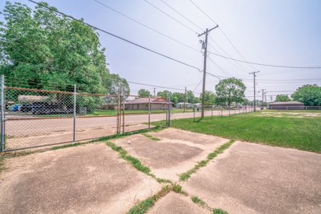 Business opportunity in Gladewater Texas!! - image 9