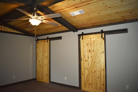Home For Sale with Acreage in Atlanta, Texas - image 23