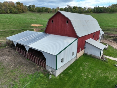 Log Home with Farm for Sale in Southwest Wisconsin - image 21
