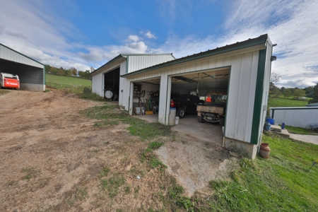 Log Home with Farm for Sale in Southwest Wisconsin - image 19