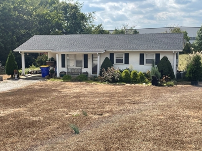 2 bedroom 1 bath country home for sale near Franklin, Ky. - image 1