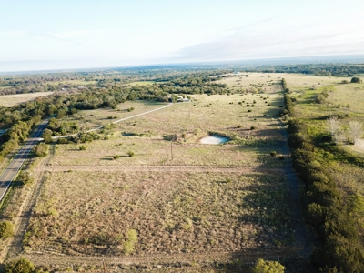 3BR Home on Sprawling 24.71+/- Acres, Gatesville, TX - image 40