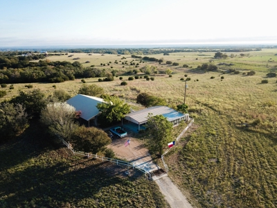 3BR Home on Sprawling 24.71+/- Acres, Gatesville, TX - image 1