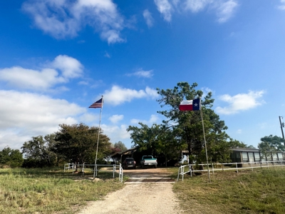 3BR Home on Sprawling 24.71+/- Acres, Gatesville, TX - image 13