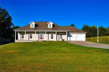 Spacious Home Just Minutes from St. Joseph, MO - image 1
