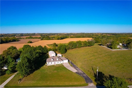 Spacious Home Just Minutes from St. Joseph, MO - image 39