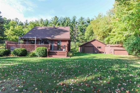 Waterfront Home For Sale on Wilson Lake in Wild Rose, WI - image 16