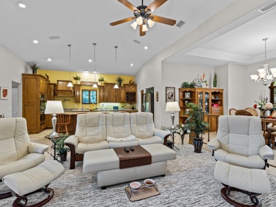 Gorgeous Custom Built Brick Home in City Limits Chiefland FL - image 32