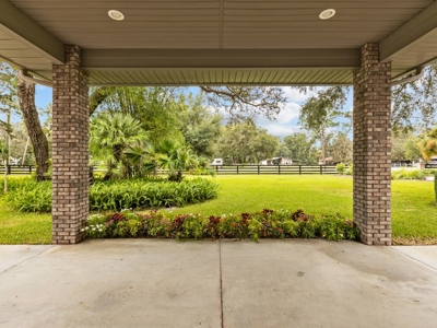 Gorgeous Custom Built Brick Home in City Limits Chiefland FL - image 44