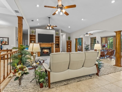 Gorgeous Custom Built Brick Home in City Limits Chiefland FL - image 36