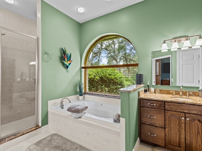 Gorgeous Custom Built Brick Home in City Limits Chiefland FL - image 23