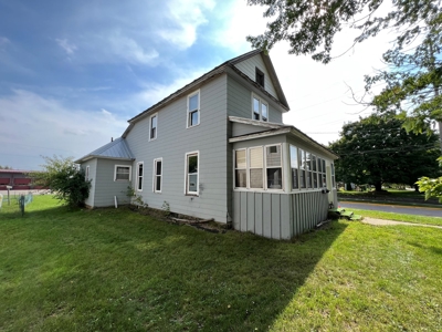 City of Mauston Duplex Online Only - image 3