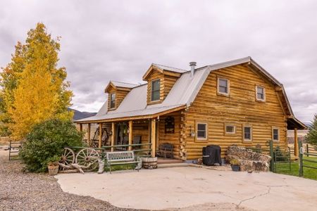 Equine Property in Colorado - image 11