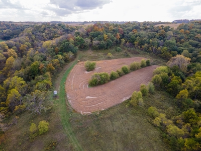 Ultimate Hunting Paradise in Allamakee County, Iowa - image 15