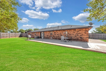 Home For Sale In Sayre, Oklahoma - image 46