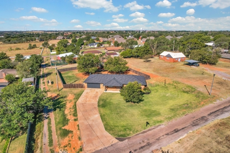 Home For Sale In Sayre, Oklahoma - image 4